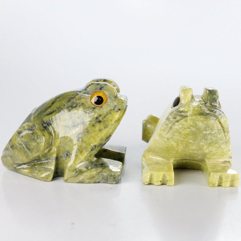Polished Serpentine Frog Carvings || Peru