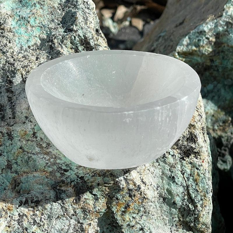 Selenite Satin Spar Round Bowls || Cleansing Bowls-Nature's Treasures