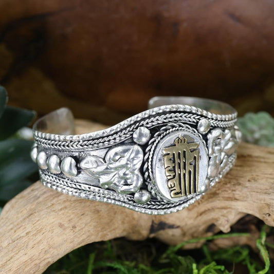Unisex White Metal Tibetan Kalachakra Bracelet-Nature's Treasures