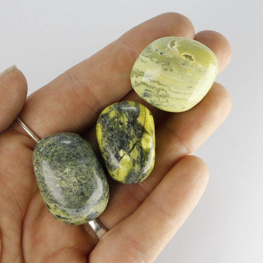 Polished Serpentine Tumble Stone || Balance, Cleansing, Physic Enhancement || Peru-Nature's Treasures