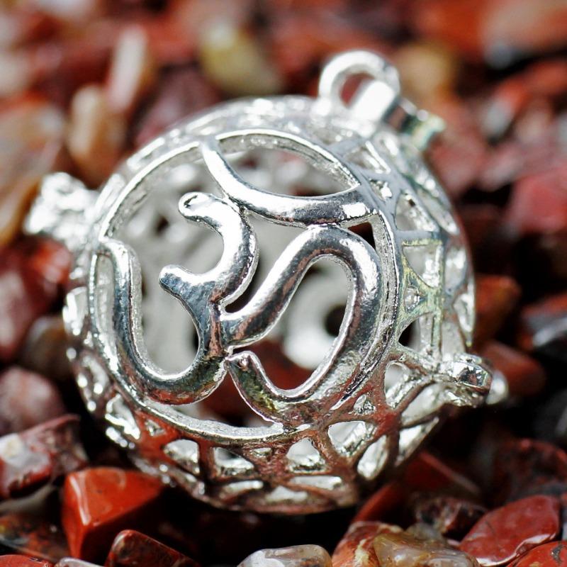 Silver Om Crystal Cage Pendant - Essential Oil Diffusing Locket-Nature's Treasures