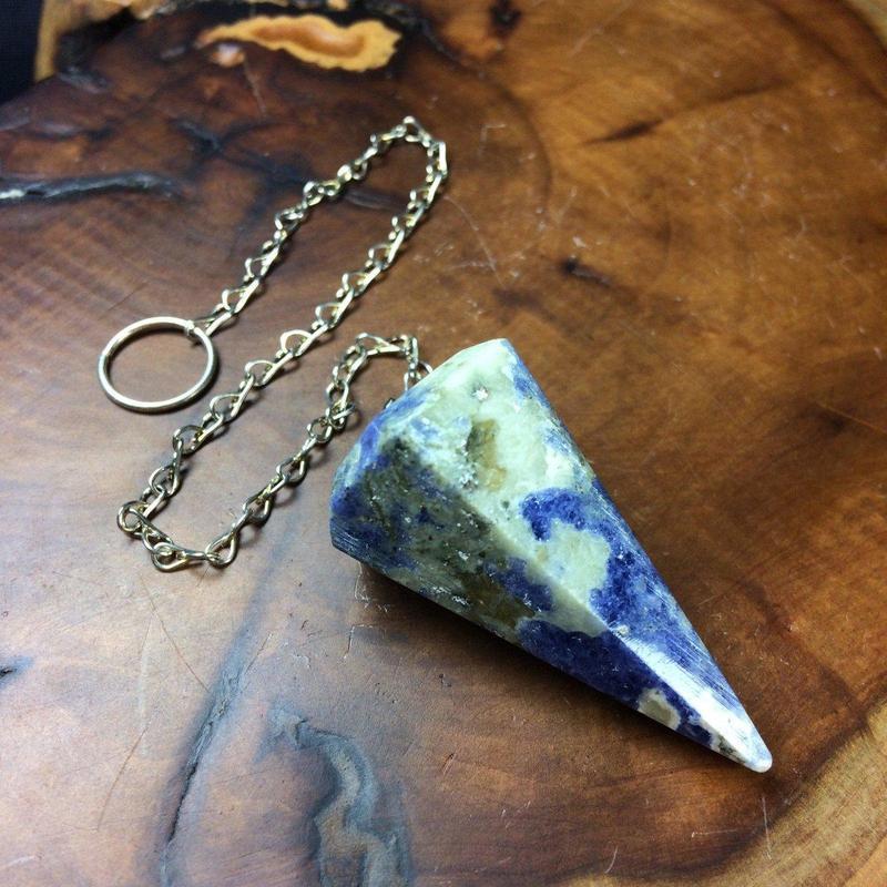 Sodalite Pendulum-Nature's Treasures