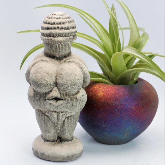 Venus of Willendorf Gypsum Cement Figurine-Nature's Treasures