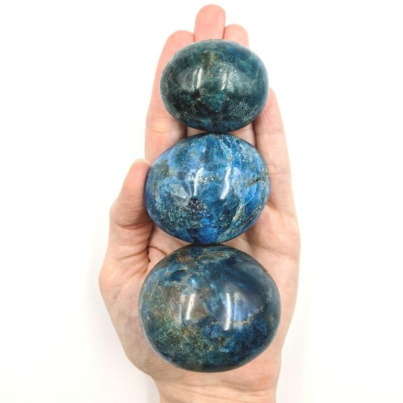 Blue Apatite Gallet Palm Stones || Communication || Madagascar-Nature's Treasures