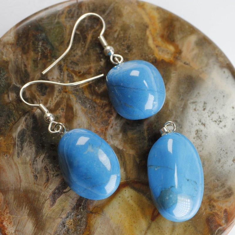 Blue Howlite Tumble Stone Earrings & Pendant Set-Nature's Treasures