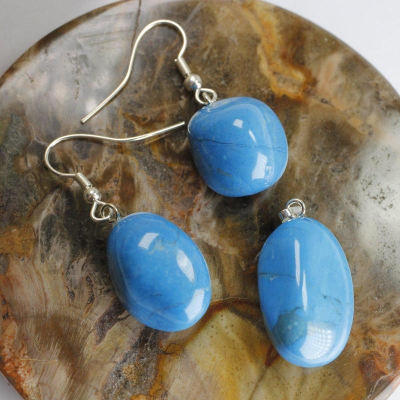 Blue Howlite Tumble Stone Earrings & Pendant Set-Nature's Treasures