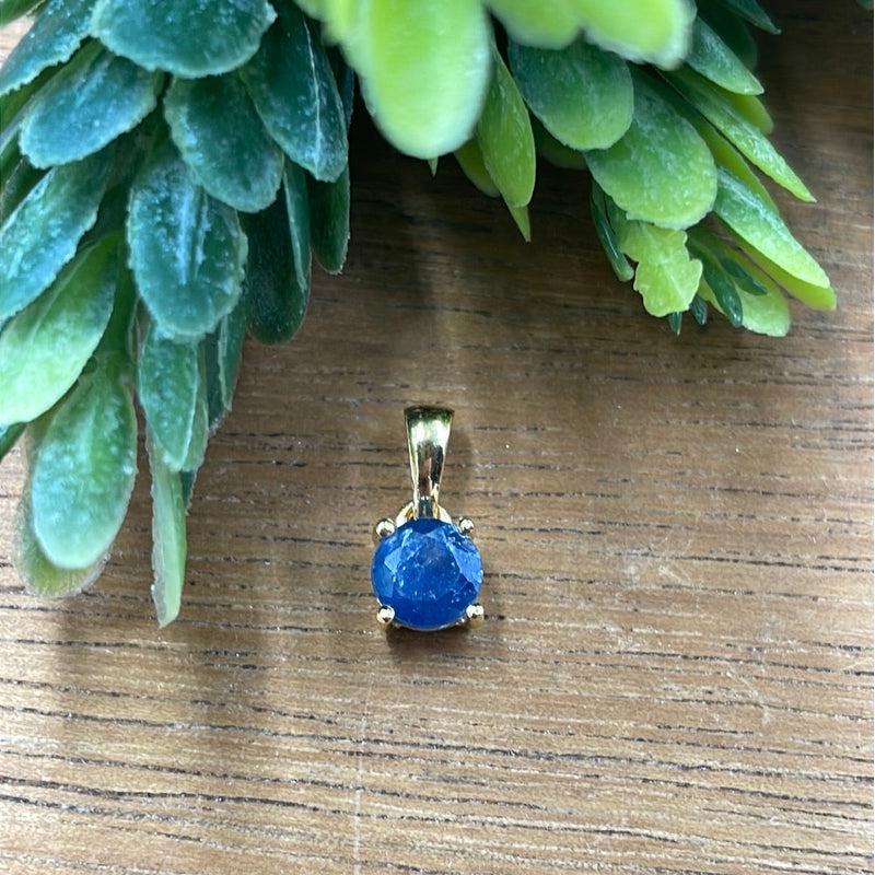 Blue Sapphire Faceted Dainty Pendant | 14k Vermeil Gold-Nature's Treasures