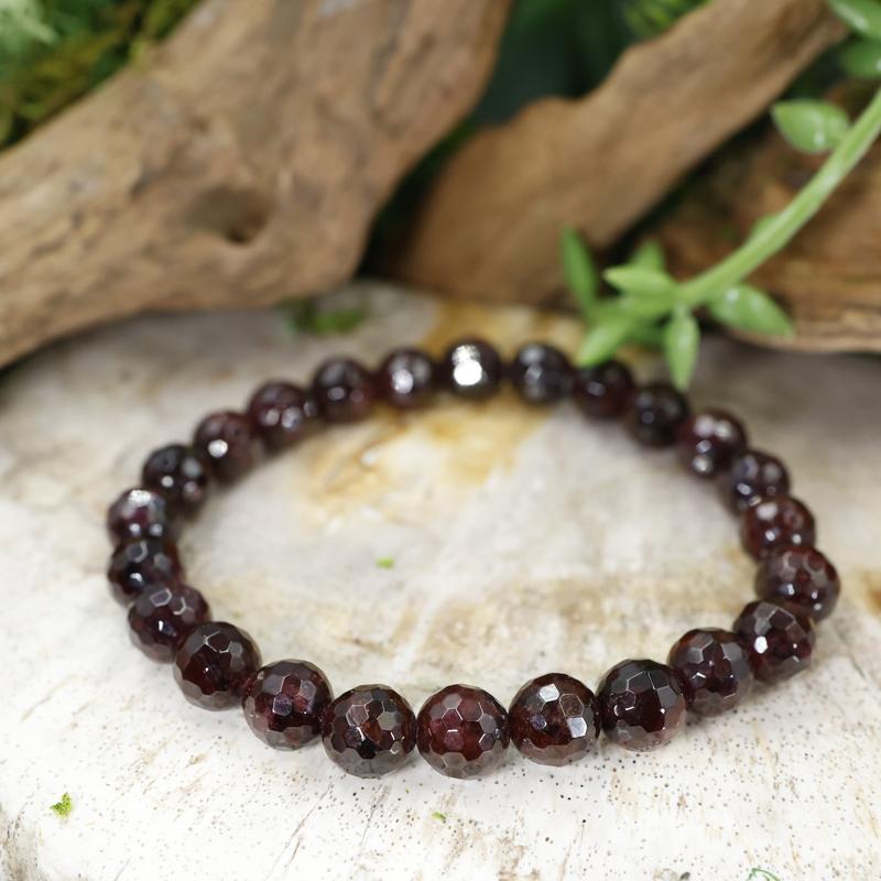 Faceted Unisex Gemstone Power Bracelets || Garnet-Nature's Treasures