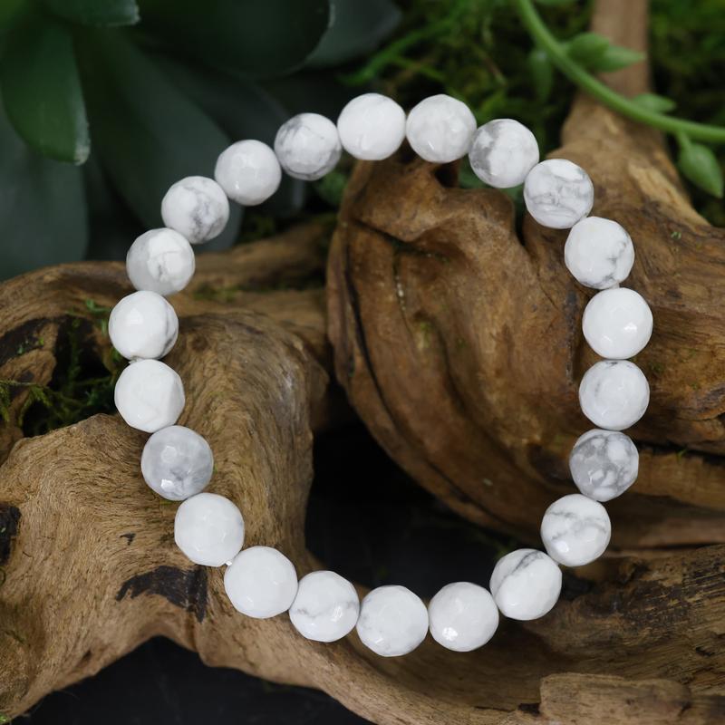 Faceted Unisex Gemstone Power Bracelets || Howlite