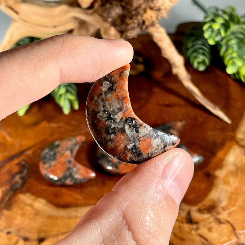 Half Moon Crescent Crystal Carvings-Nature's Treasures