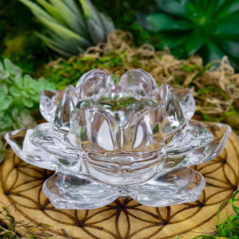 Lotus Design Glass Tea-Light Candle Holder-Nature's Treasures