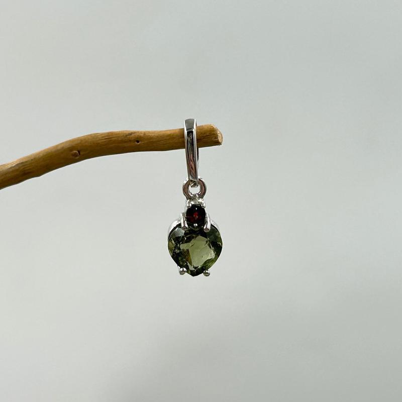 Multi-Faceted Moldavite Heart With Garnet Pendant || .925 Sterling Silver-Nature's Treasures