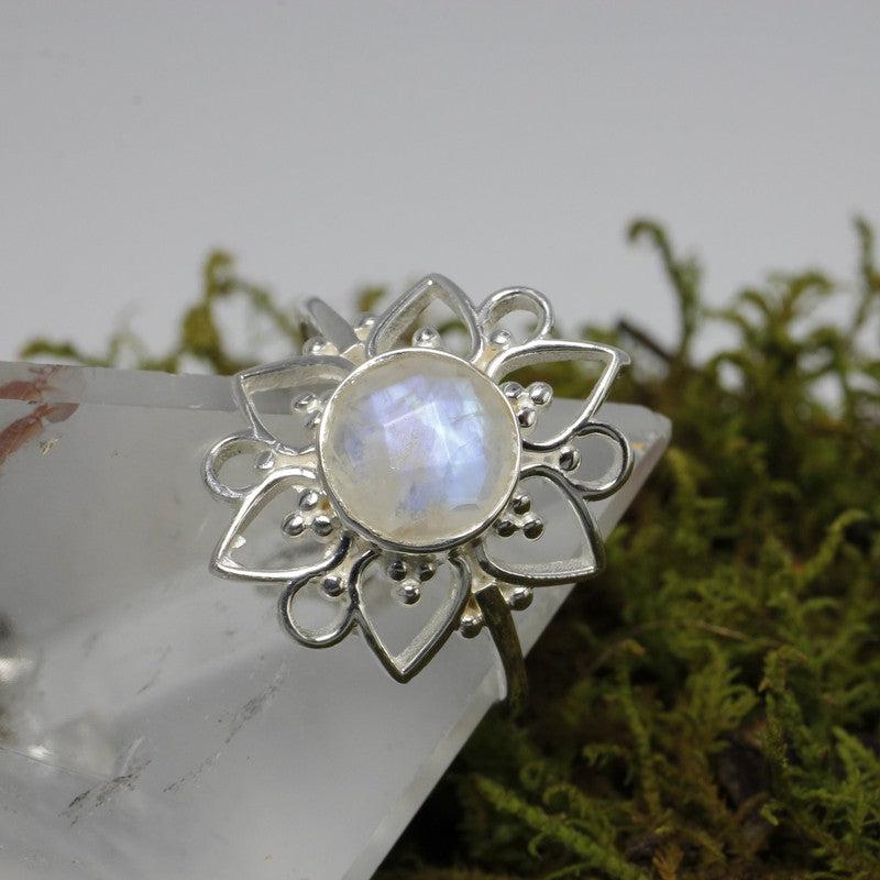 Multi-Faceted Rainbow Moonstone Flower Rings || .925 Sterling Silver-Nature's Treasures