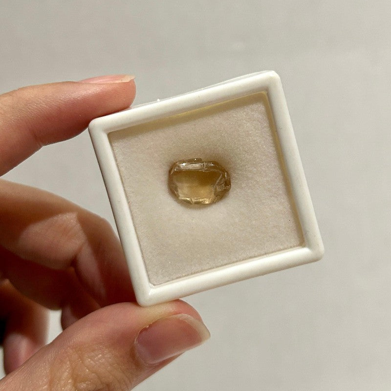 Natural Topaz Gram Piece Specimens || Single Piece || Vietnam-Nature's Treasures