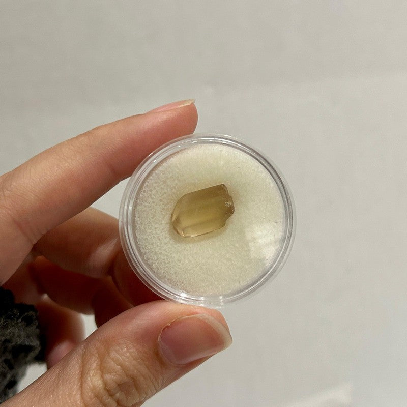 Natural Topaz Gram Piece Specimens || Single Piece || Vietnam-Nature's Treasures