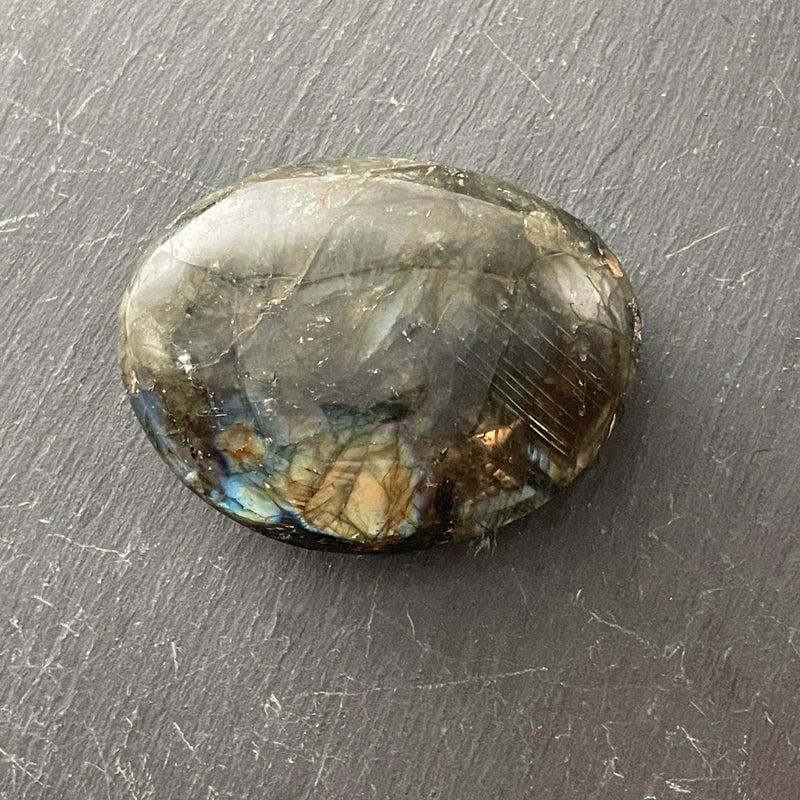 Polished Labradorite Palm Stones || Empathic Protection || Madagascar-Nature's Treasures