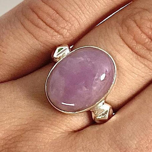 Polished Oval Kunzite Rings || .925 Sterling Silver-Nature's Treasures