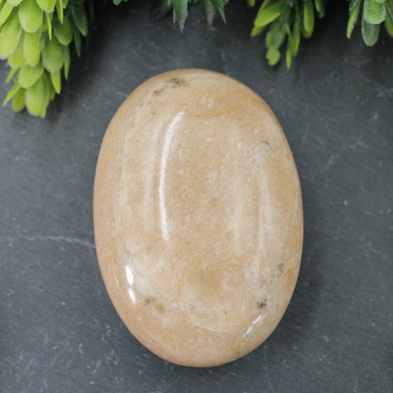 Polished Peach Moonstone Palm Stones || Calmness || India-Nature's Treasures