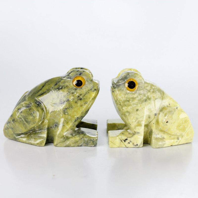 Polished Serpentine Frog Carvings || Peru-Nature's Treasures