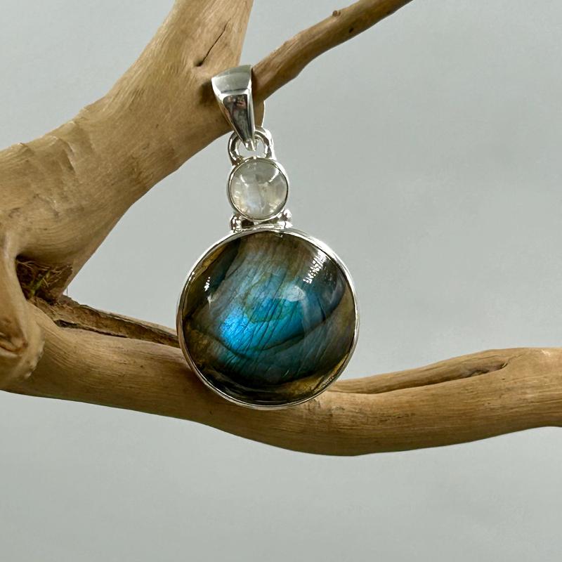 Round Shaped Labradorite With Rainbow Moonstone Pendant || .925 Sterling Silver-Nature's Treasures