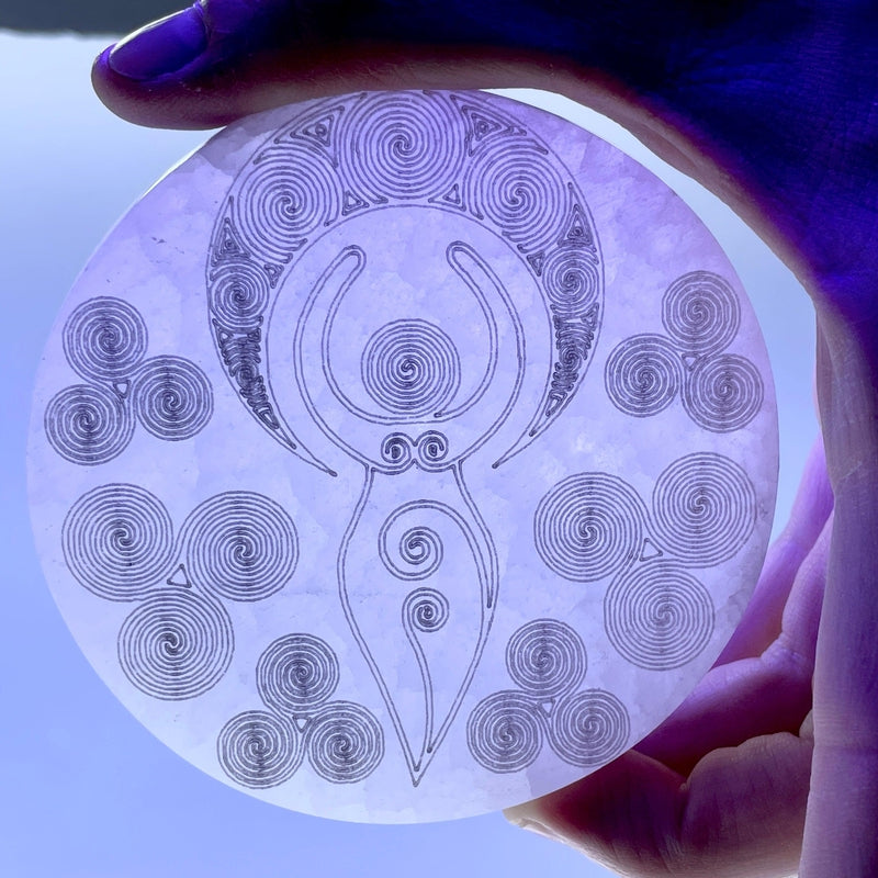 Selenite Satin Spar Round Charging Plates || Aura Cleansing-Nature's Treasures