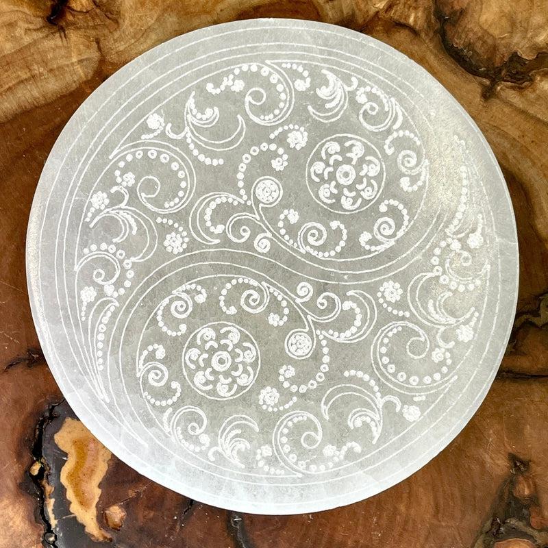 Selenite Satin Spar Round Charging Plates || Aura Cleansing-Nature's Treasures