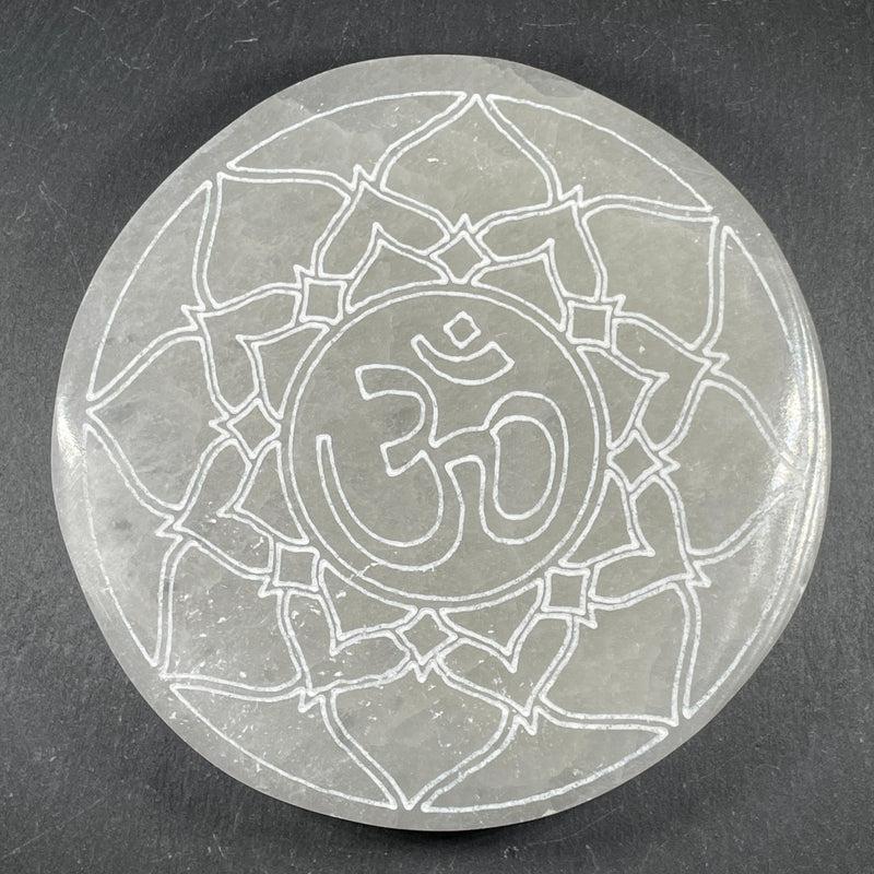 Selenite Satin Spar Round Charging Plates || Aura Cleansing-Nature's Treasures