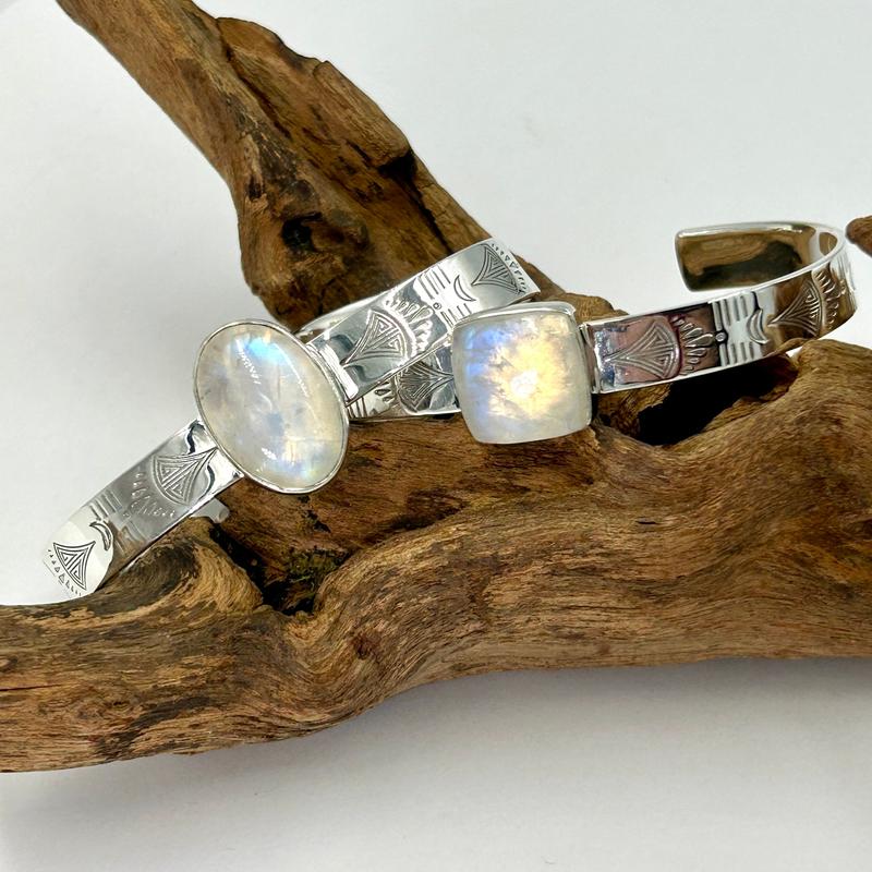 Silver Cuff Rainbow Moonstone Bracelets || .925 Sterling Silver-Nature's Treasures
