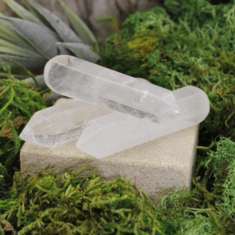 Small Clear Quartz Massage Point Tool || Cleansing-Nature's Treasures