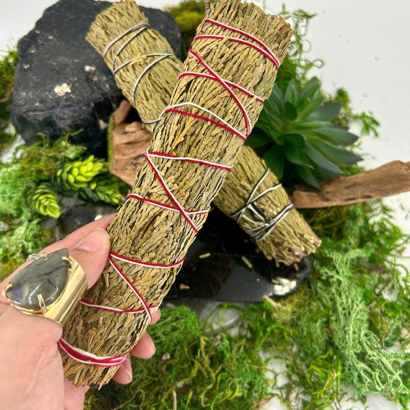 Smudge Bundle Sticks || Flat Cedar Leaf-Nature's Treasures