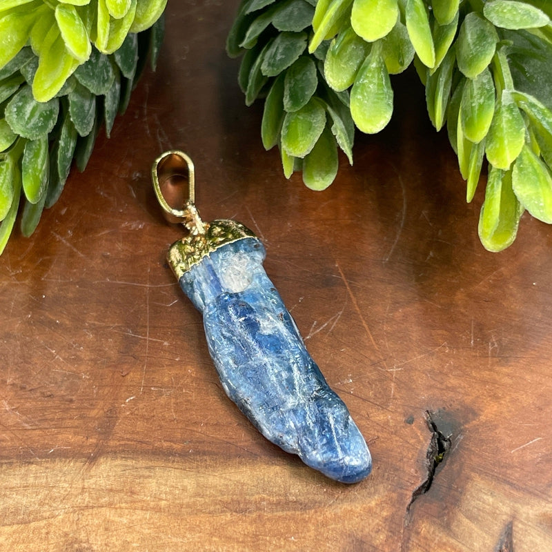 Unisex Gold Plated Rough Blue Kyanite Pendant-Nature's Treasures