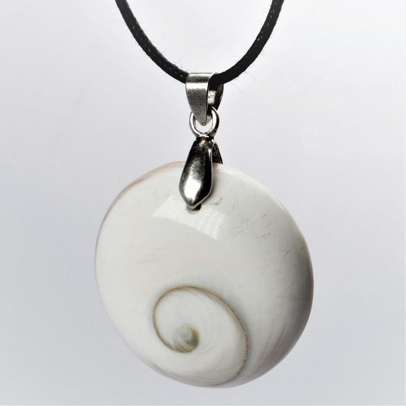 Unisex Shiva Eye Shell Pendants-Nature's Treasures