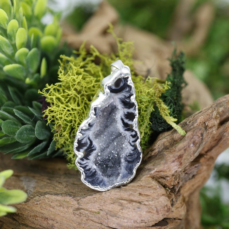 Unisex Silver Plated Half Geode Druzy Pendants