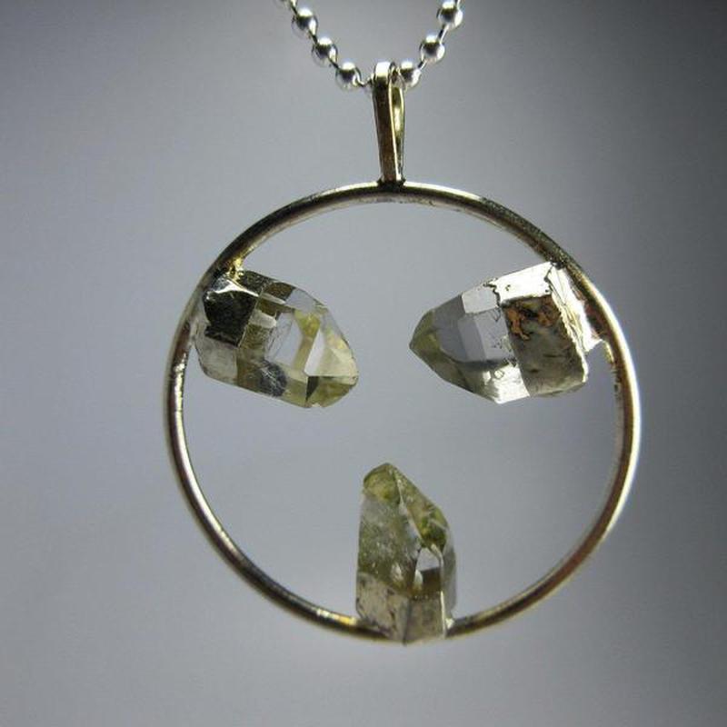 Unisex Triple Point Gemstone Plated Circle Pendants-Nature's Treasures