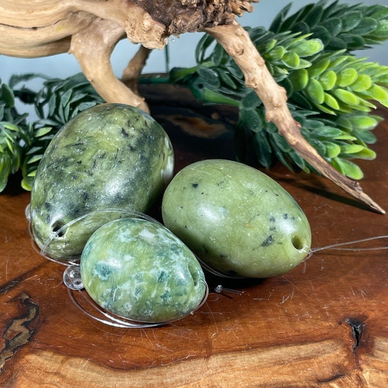 Xiuyan Jade Yoni Egg Set-Nature's Treasures