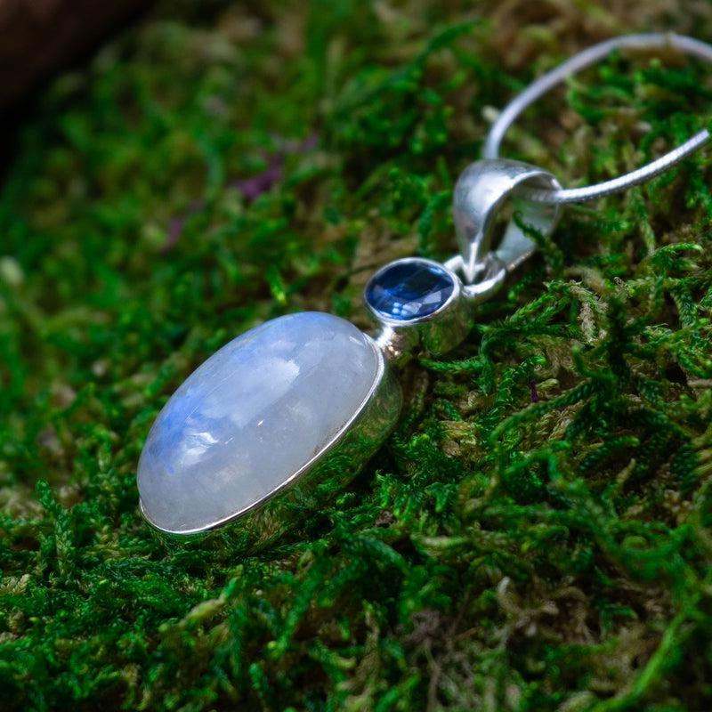 Blue Kyanite With Rainbow Moonstone Pendant || .925 Sterling Silver-Nature's Treasures