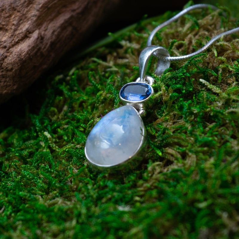 Blue Kyanite With Rainbow Moonstone Pendant || .925 Sterling Silver-Nature's Treasures