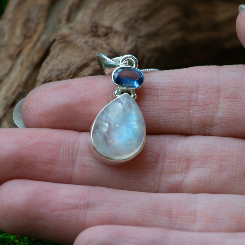 Blue Kyanite With Rainbow Moonstone Pendant || .925 Sterling Silver-Nature's Treasures