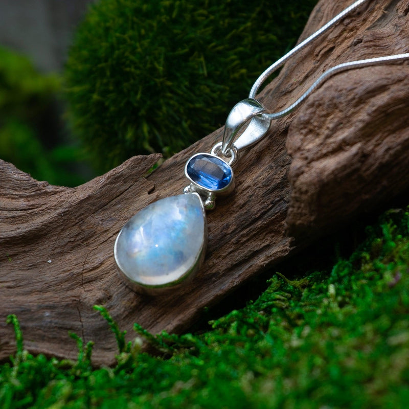 Blue Kyanite With Rainbow Moonstone Pendant || .925 Sterling Silver-Nature's Treasures