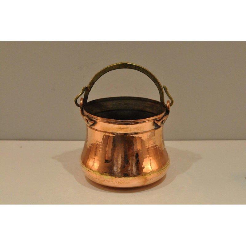 Copper Cauldron With Single Handle-Nature's Treasures