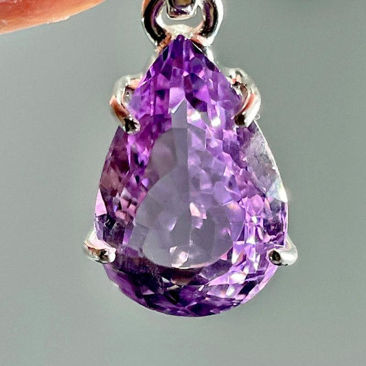 Faceted Amethyst Rose de France Pendant Brazil || .925 Sterling Silver-Nature's Treasures