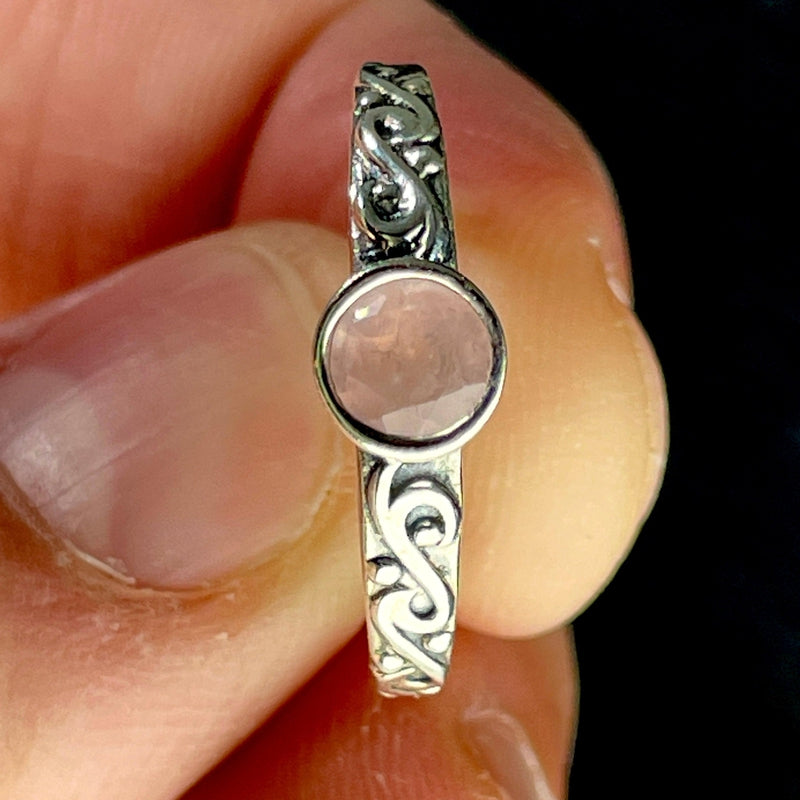 925 Oxidized Silver Ring With Rose Quartz, Size 7 – Calypso Jewelry