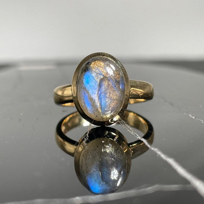 Flashy Labradorite Ring || 14k Vermeil Yellow Gold || Canada-Nature's Treasures