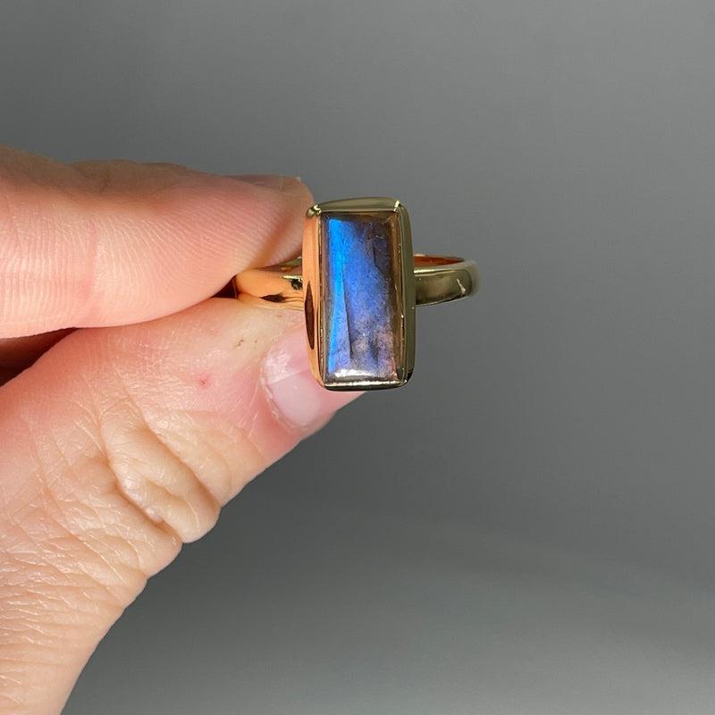 Flashy Labradorite Ring || 14k Vermeil Yellow Gold || Canada-Nature's Treasures