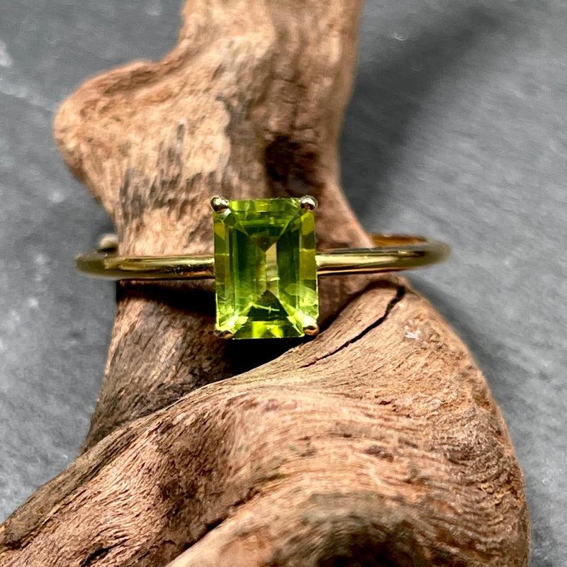 Glossy Green Peridot Ring || 14k Vermeil Yellow Gold || Pakistan-Nature's Treasures