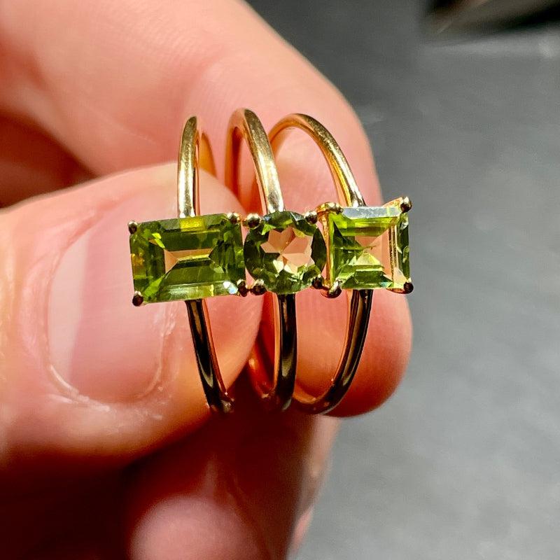 Glossy Green Peridot Ring || 14k Vermeil Yellow Gold || Pakistan-Nature's Treasures