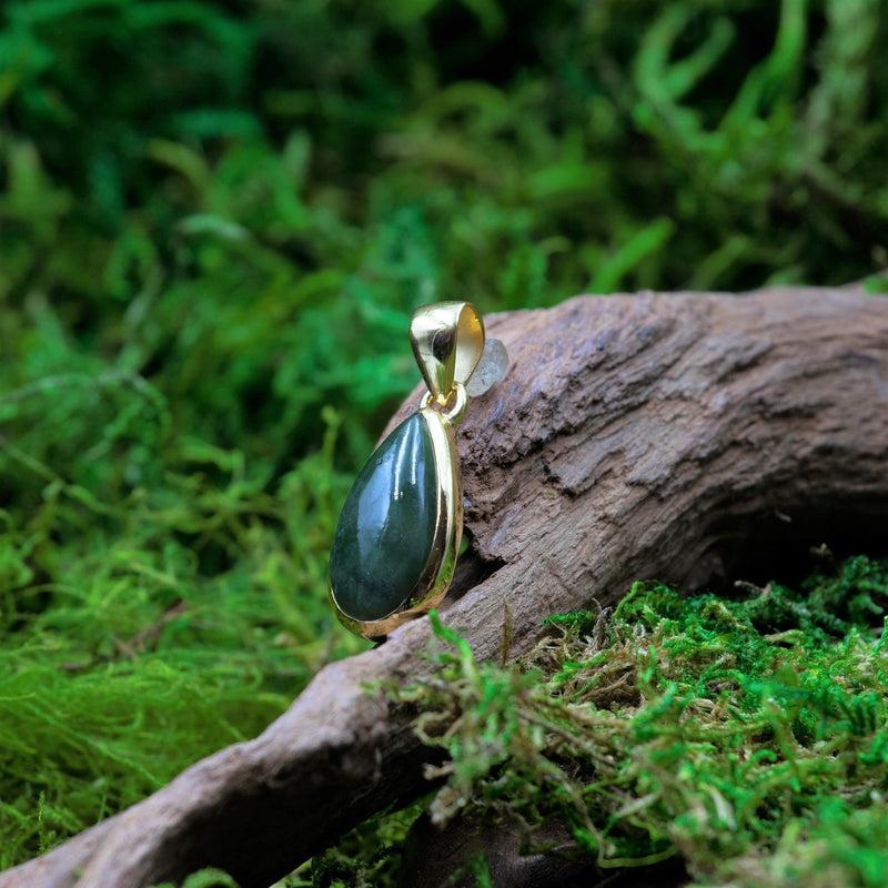 Mystical Nephrite Jade Pendant | 14k Vermeil Gold | Canada-Nature's Treasures