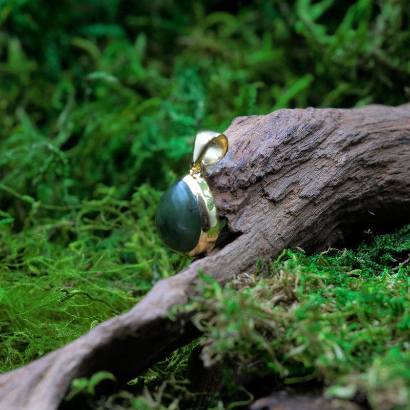 Mystical Nephrite Jade Pendant | 14k Vermeil Gold | Canada-Nature's Treasures