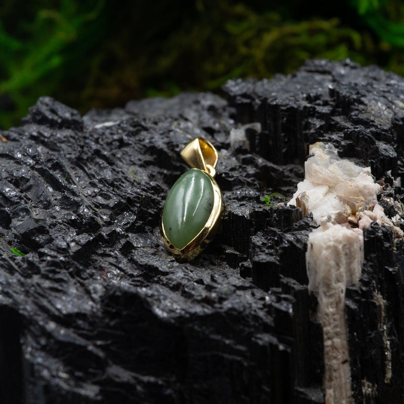Mystical Nephrite Jade Pendant | 14k Vermeil Gold | Canada-Nature's Treasures