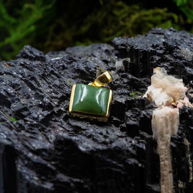 Mystical Nephrite Jade Pendant | 14k Vermeil Gold | Canada-Nature's Treasures